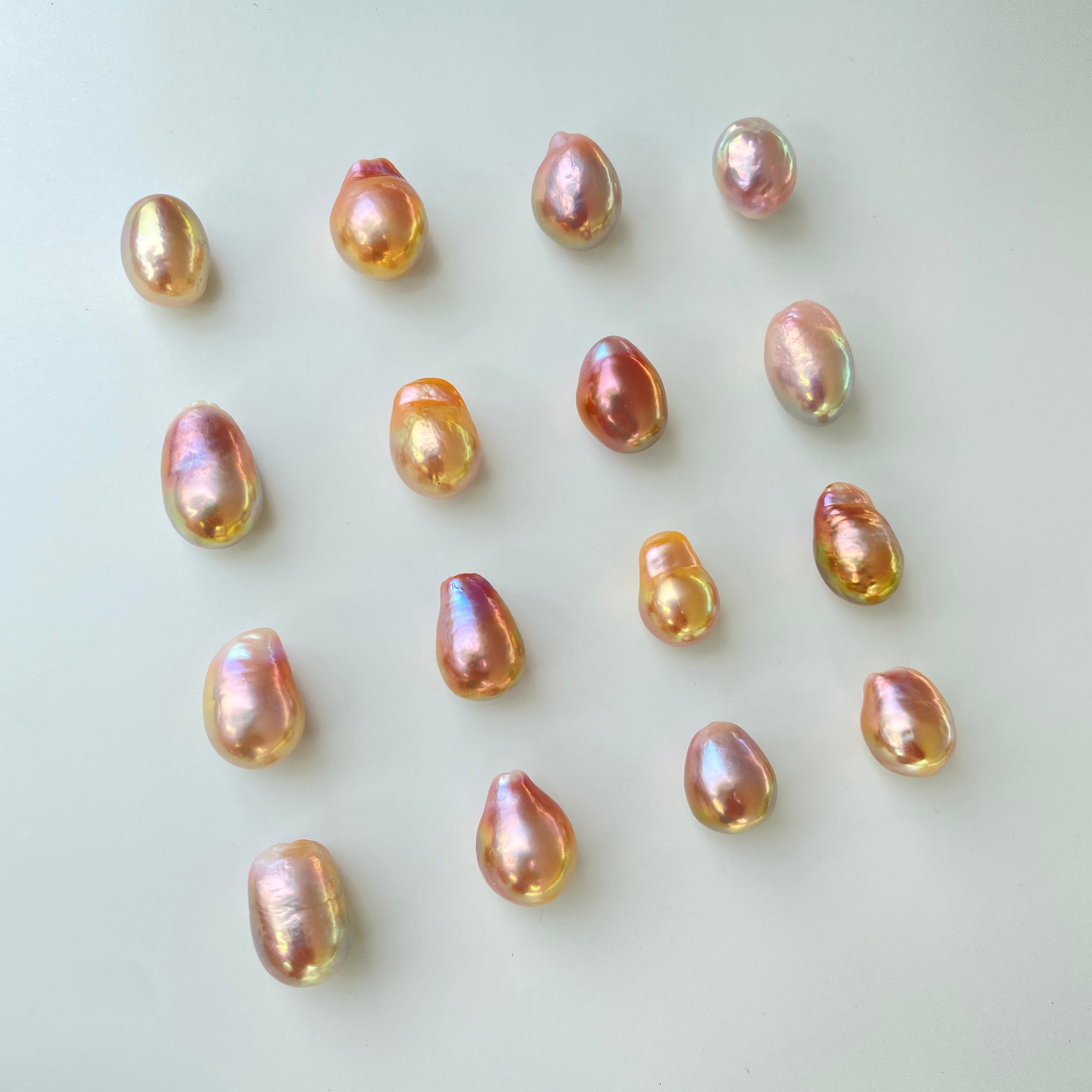 Natural Freshwater Rainbow Edison Pearls（EBN-0003）