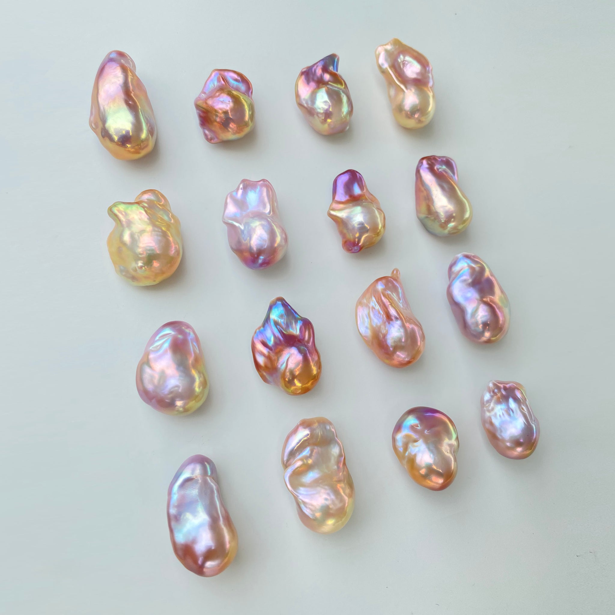 Large Size Natural Freshwater Gold & Purple Rainbow Fireball Baroque Pearls（BPA-0001）