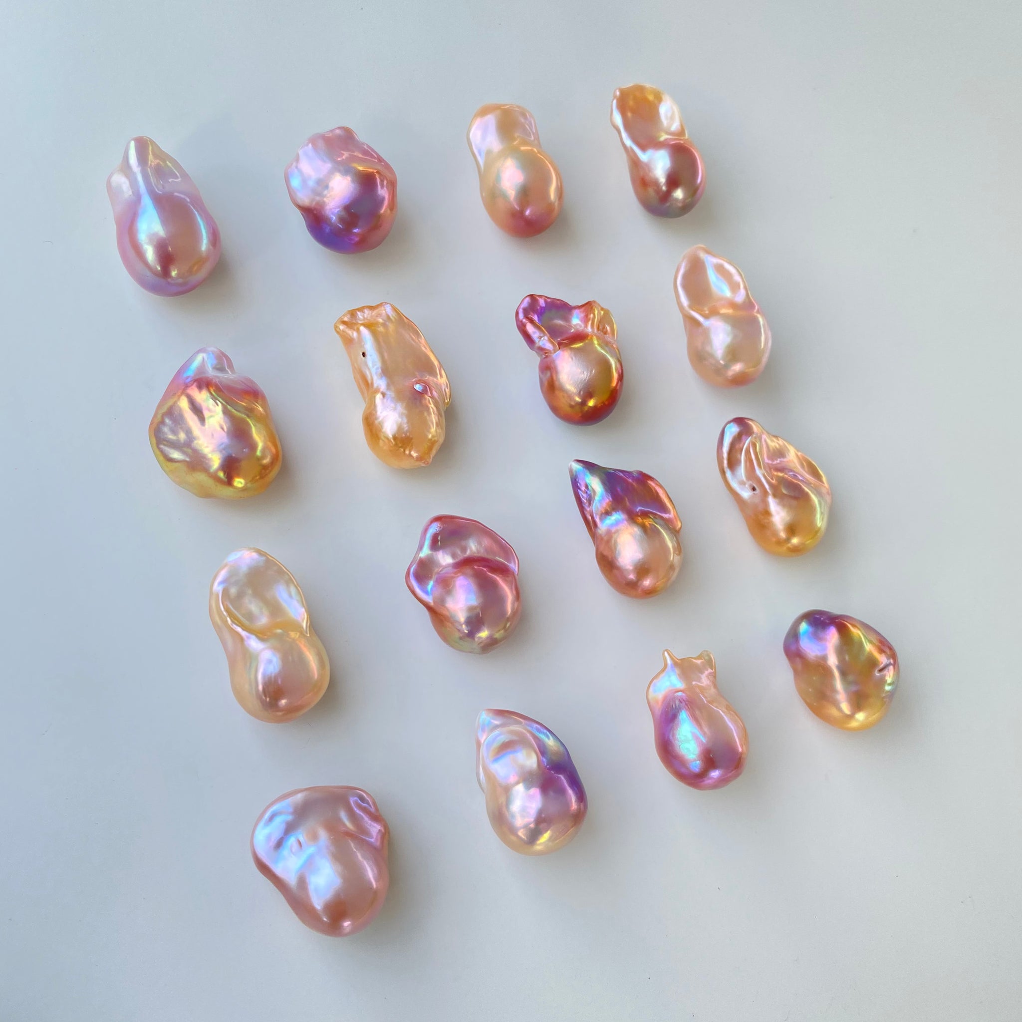 Large Size Natural Freshwater Gold & Purple Rainbow Fireball Baroque Pearls（BPA-0003）