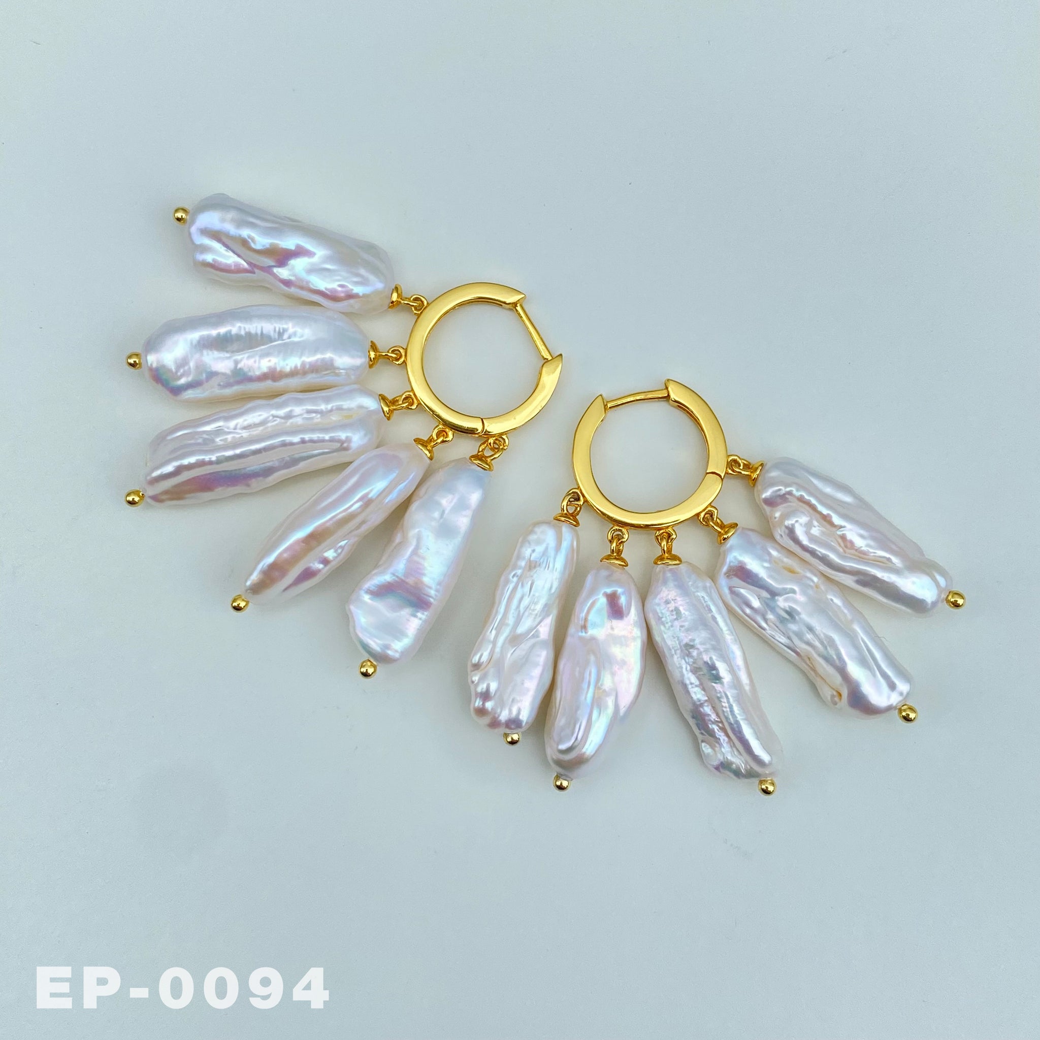 Natural Freshwater White Biwa Pearl Earrings（EP-0094）