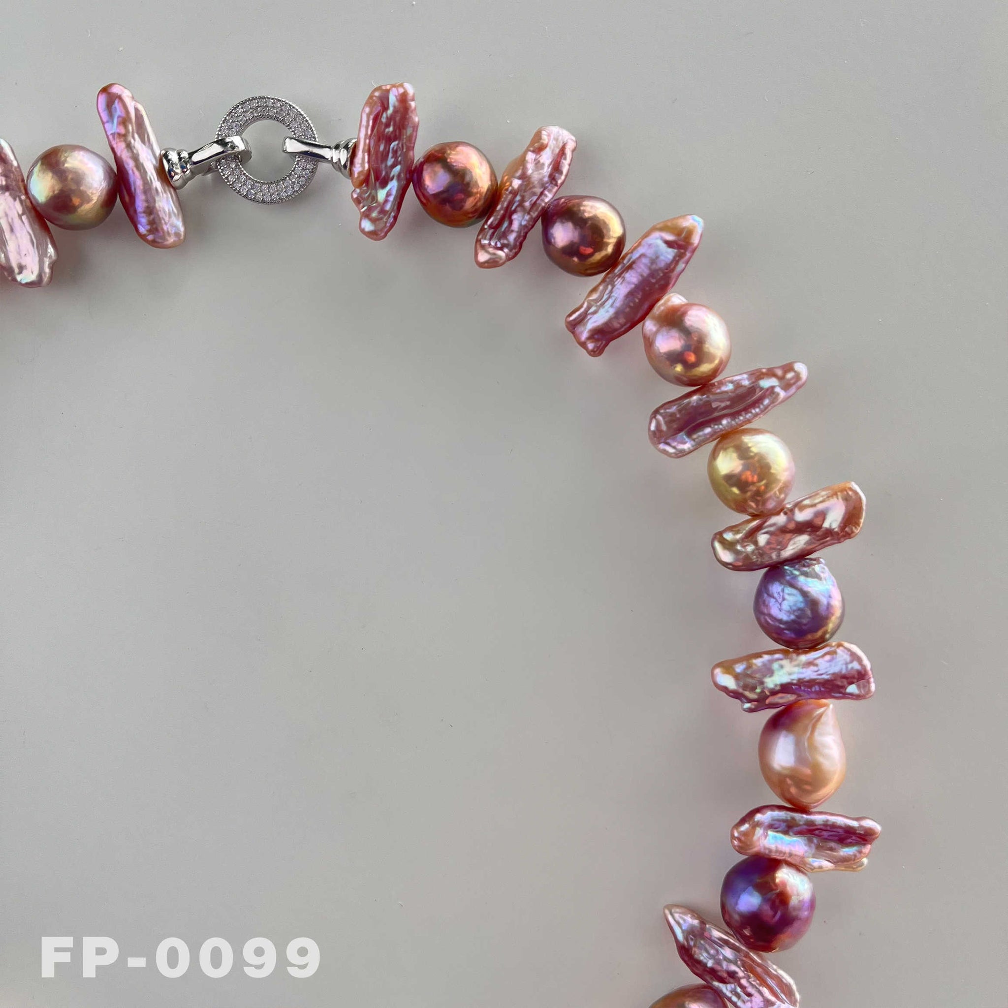 Freshwater Edison Pearl and Biwa Pearl Necklace