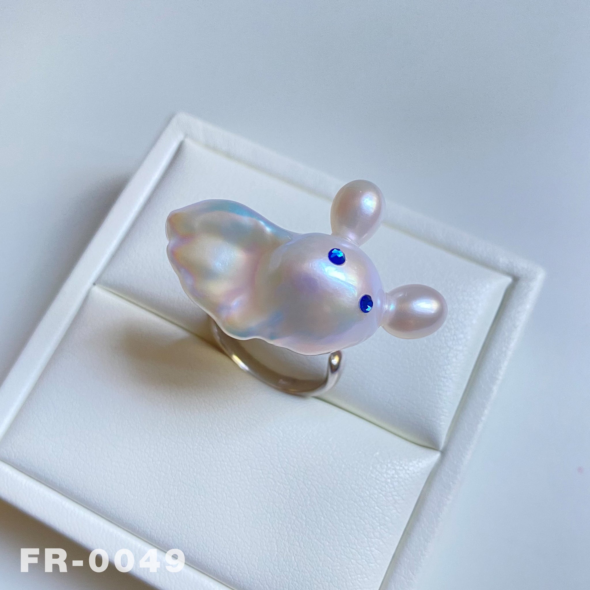 Handmade Cute Ghost Natural Freshwater White Rainbow Baroque Pearl Ring