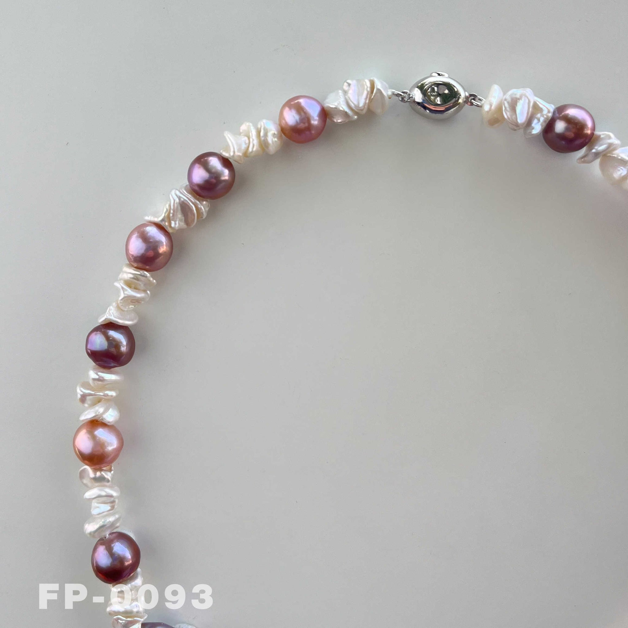 Button Baroque Edison Keshi Pearl Necklace