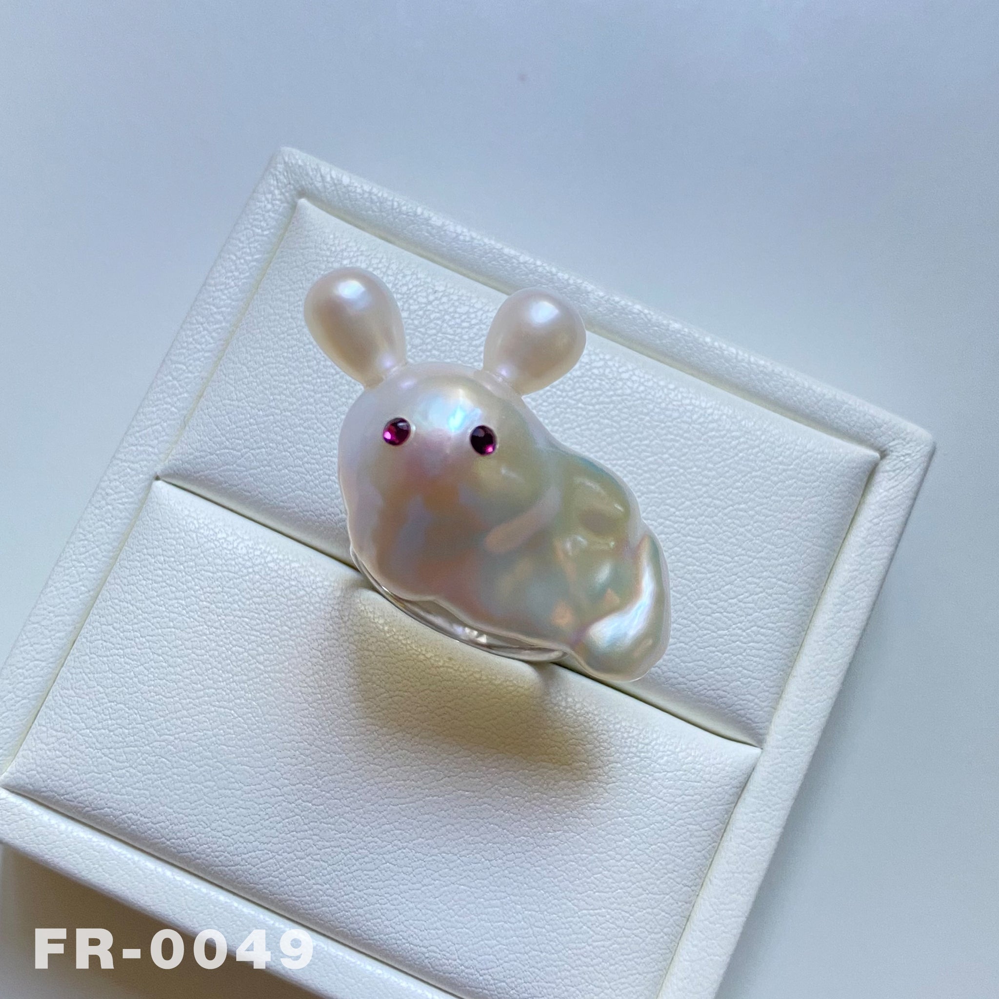 Handmade Cute Ghost Natural Freshwater White Rainbow Baroque Pearl Ring